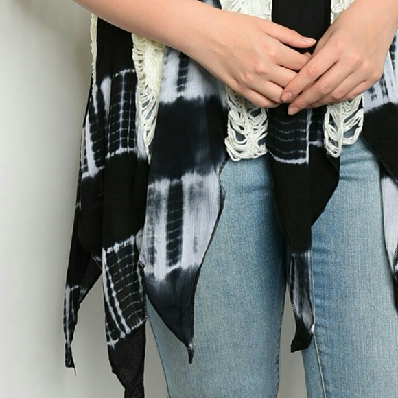 πHPπ Plus size sleeveless top - Picture 3 of 8